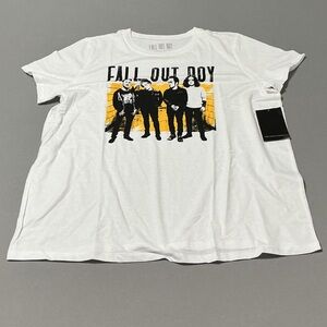 Torrid 1X Fall Out Boy Graphic Tee White Band Shirt NWT Plus Size 1 14 16 Women